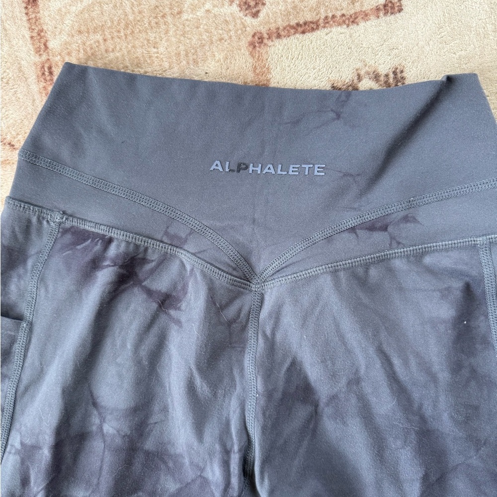 alphalete leggings